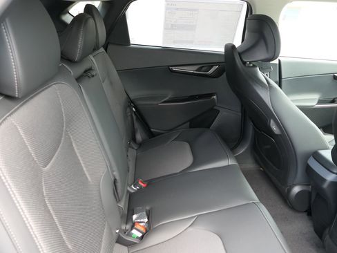 New 2025 Kia EV6 Light w/ Light LR Technology Package image 22