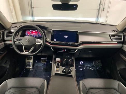 Certified 2024 Volkswagen Atlas Peak Edition SEL image 34