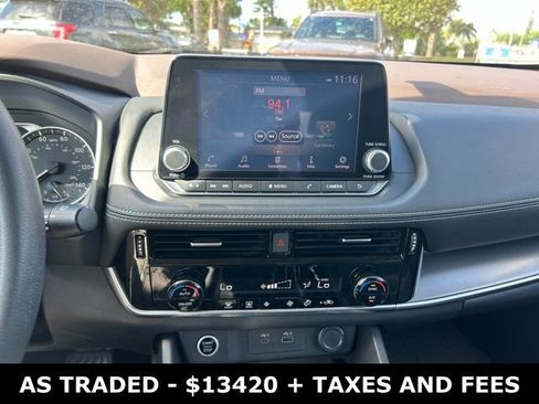 Used 2021 Nissan Rogue SV image 23