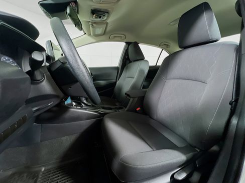 Certified 2025 Toyota Corolla LE FWD image 11