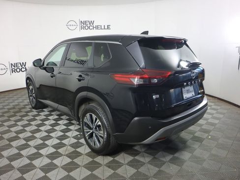 Used 2023 Nissan Rogue SV image 7