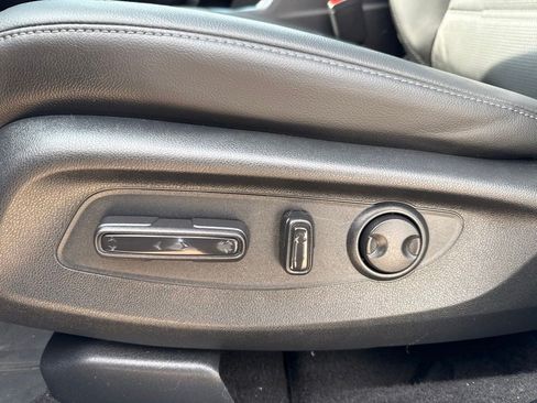 Certified 2025 Honda CR-V EX-L image 10