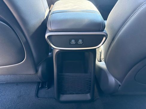 New 2026 Genesis GV60 Advance image 15