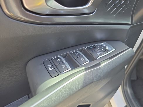 Certified 2024 Kia Sorento LX FWD image 19