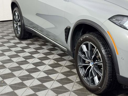 Used 2025 BMW X5 xDrive40i w/ Parking Assistance Package image 12