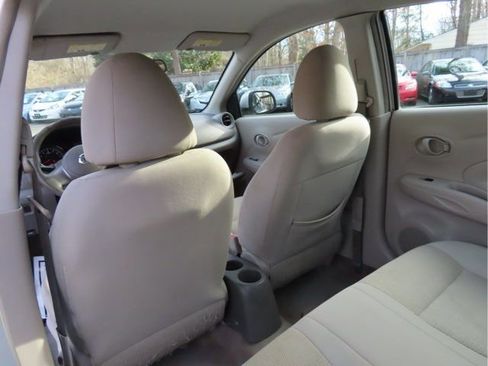 Used 2012 Nissan Versa SV image 13