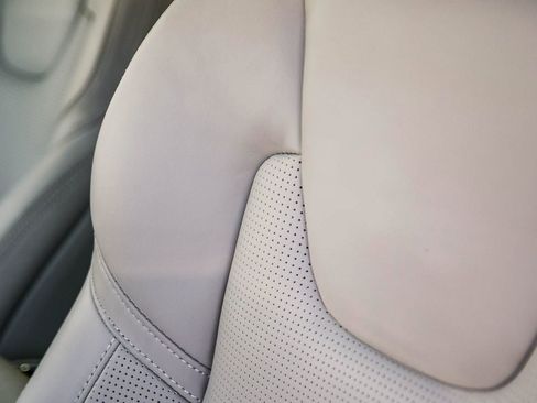 Used 2026 Volvo XC60 B5 Ultra w/ Protection Package Premier image 30