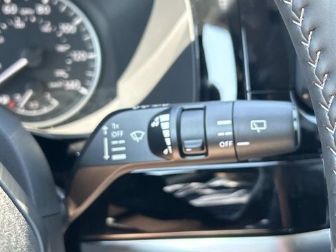 New 2026 Nissan Pathfinder SV w/ Lighting Package FWD image 31