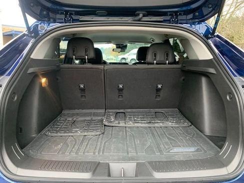 Used 2024 Chevrolet Trax LT w/ Driver Confidence Package image 5