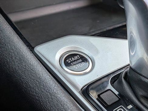 Used 2024 Nissan Altima 2.5 SV FWD image 17