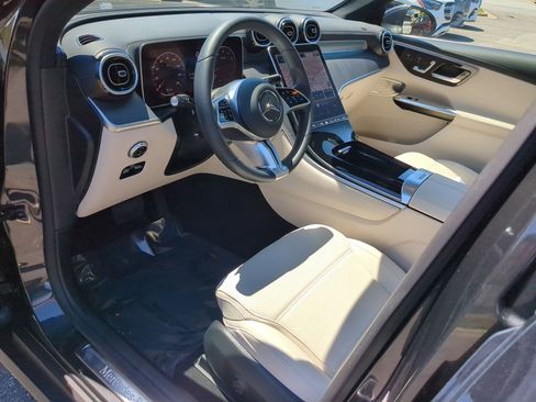 Certified 2024 Mercedes-Benz GLC 300 4MATIC image 16