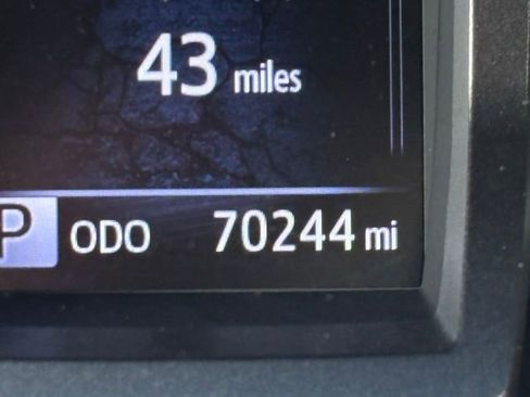 Used 2023 Toyota Tacoma TRD Off-Road image 30