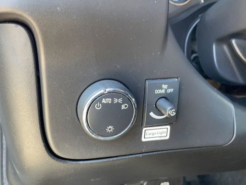 Used 2019 GMC Savana 3500 Extended w/ Driver Convenience Package RWD image 18