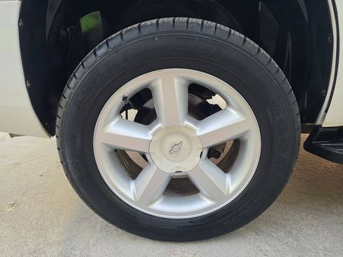 Used 2008 Chevrolet Tahoe LT w/ Convenience Package 1 RWD image 60