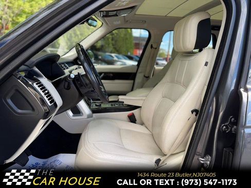 Used 2019 Land Rover Range Rover HSE AWD/4WD image 16