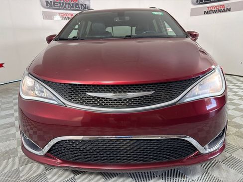 Used 2019 Chrysler Pacifica Touring-L FWD image 7