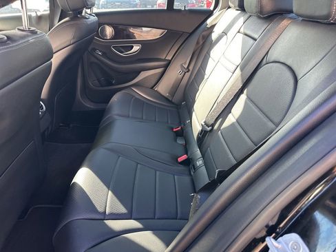 Used 2015 Mercedes-Benz C 300 Sedan image 22