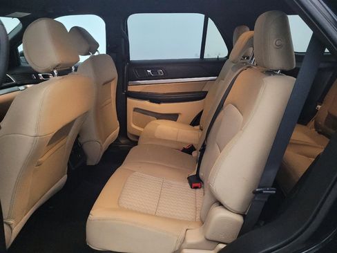 Used 2017 Ford Explorer 4WD image 18