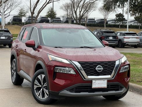 Certified 2023 Nissan Rogue SV image 2