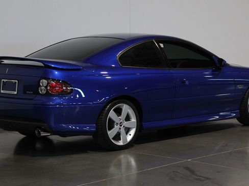 Used 2006 Pontiac GTO RWD image 16