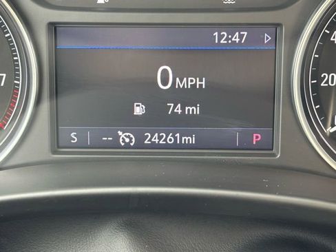 Certified 2023 Buick Enclave Essence image 22