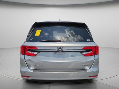 Used 2022 Honda Odyssey Touring image 5