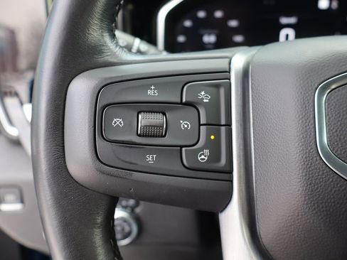 Used 2022 GMC Sierra 1500 Elevation image 15