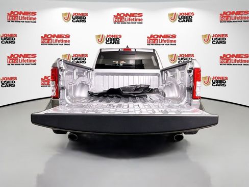 Used 2021 RAM 1500 Big Horn image 16