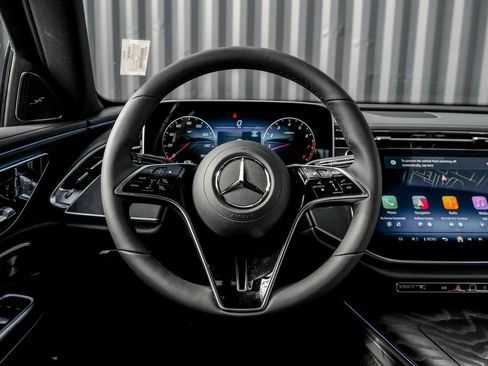 New 2026 Mercedes-Benz E 350 4MATIC Sedan image 18