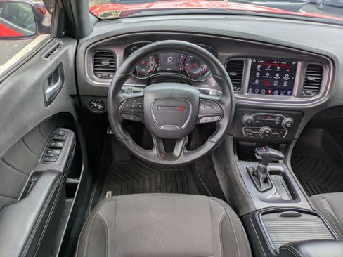 Used 2017 Dodge Charger R/T w/ Blacktop Package RWD image 12
