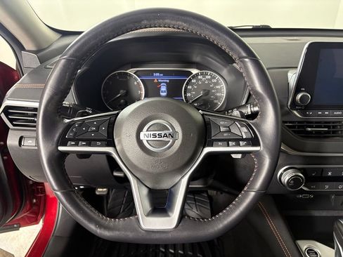 Used 2021 Nissan Altima 2.0 SR FWD image 23