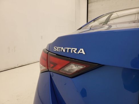 Used 2025 Nissan Sentra SV image 17