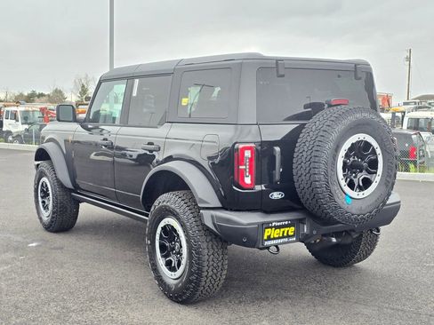 New 2026 Ford Bronco Badlands image 4