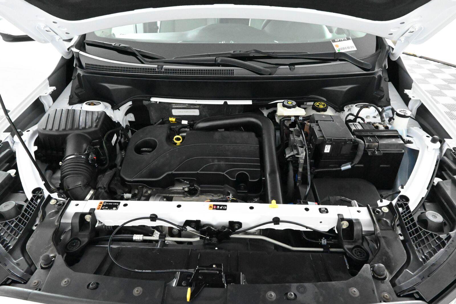 Used 2023 GMC Terrain SLT w/ LPO, Floor Liner Package FWD image 33