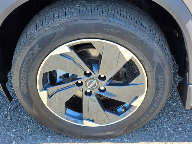 Used 2026 Nissan Rogue SV w/ Cold Weather Package AWD/4WD image 19