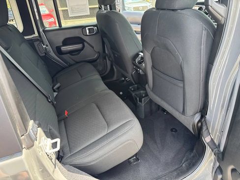 Used 2020 Jeep Wrangler Unlimited Sport AWD/4WD image 60