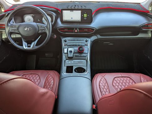 Used 2023 Hyundai Santa Fe SEL w/ Premium Package image 17