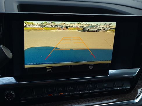 Used 2025 Chevrolet Silverado 1500 LT image 15