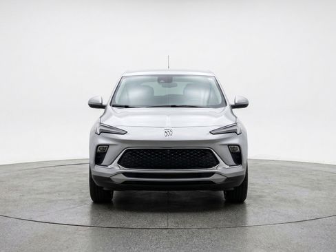 Used 2025 Buick Encore GX Preferred image 2