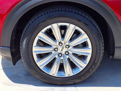 Used 2020 Ford Explorer Limited RWD image 29