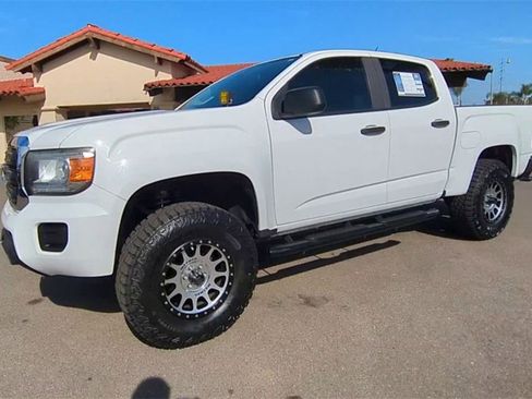 Used 2019 GMC Canyon 2WD Crew Cab w/ Convenience Package image 4