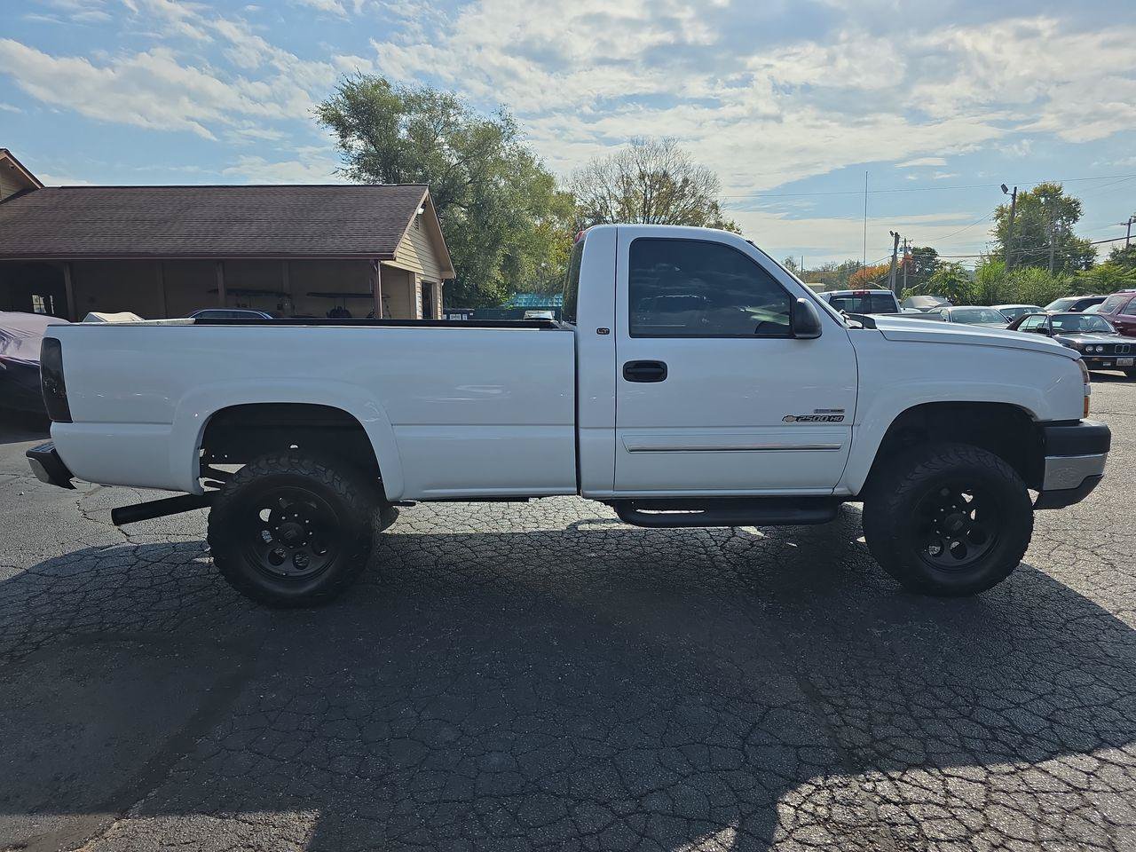 Used 2006 Chevrolet Silverado 2500 LT w/ Heavy-Duty Power Package AWD/4WD image 21