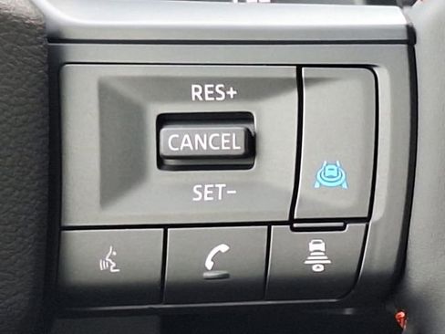 New 2026 Nissan Rogue SV AWD/4WD image 17