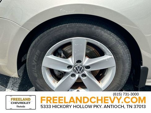 Used 2013 Volkswagen Jetta TDI FWD image 9