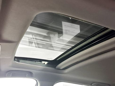 Used 2018 Honda CR-V EX-L image 18