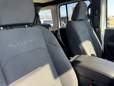 Certified 2024 Jeep Wrangler Unlimited Sahara image 10