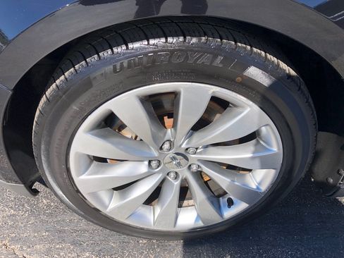 Used 2016 Lincoln MKS AWD image 10