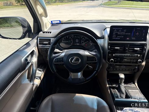 Used 2023 Lexus GX 460 Luxury w/ Sport Design Package image 14