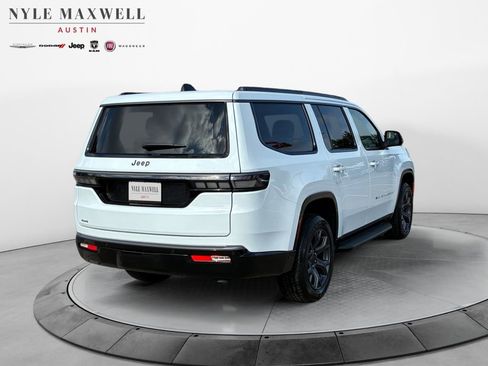 New 2026 Jeep Grand Wagoneer Limited AWD/4WD image 16