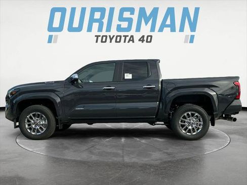 Certified 2025 Toyota Tacoma Limited AWD/4WD image 4